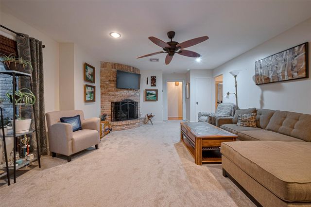 8019 Colgate Street, Houston, TX 77061