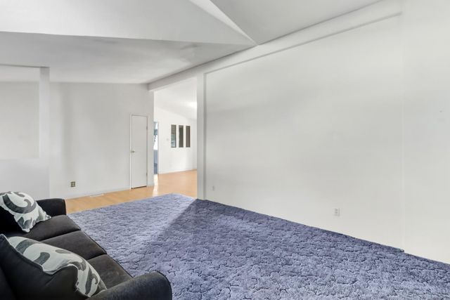 6320 Nugget Dr, Foresthill, CA 95631