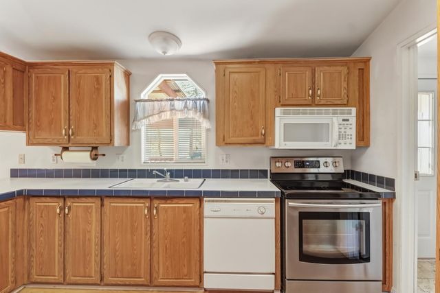 6320 Nugget Dr, Foresthill, CA 95631