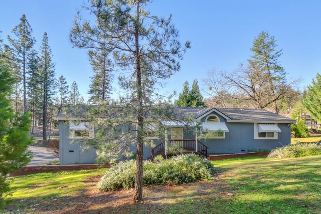 6320 Nugget Dr, Foresthill, CA 95631