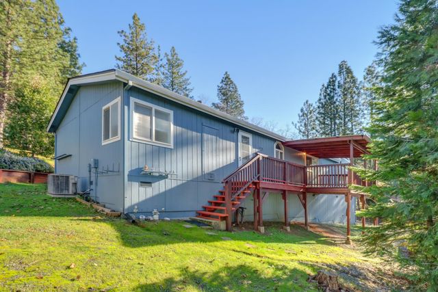 6320 Nugget Dr, Foresthill, CA 95631