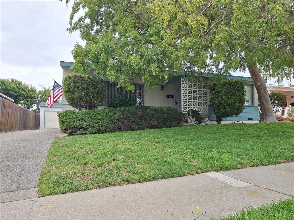 Image 21 of property listing at 916 Faysmith, Torrance, CA 90503