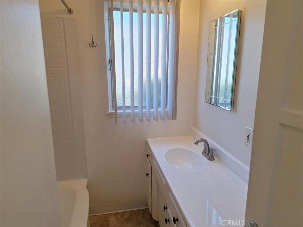 Image 4 of property listing at 916 Faysmith, Torrance, CA 90503