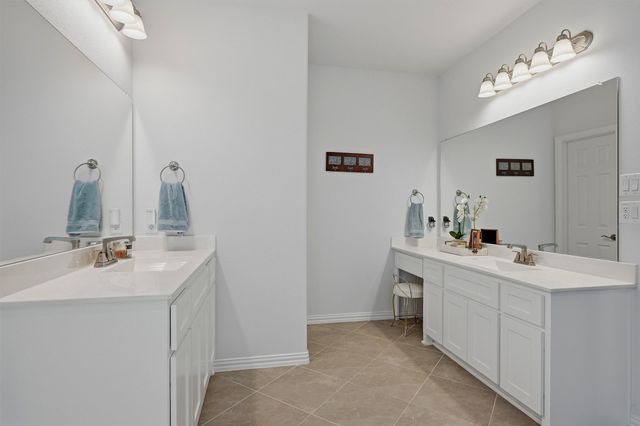 809 Violet Way, Celina, TX 75009