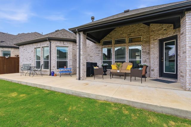 809 Violet Way, Celina, TX 75009