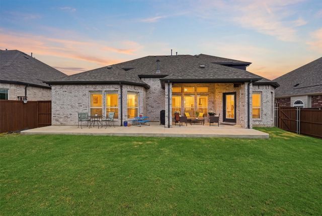 809 Violet Way, Celina, TX 75009