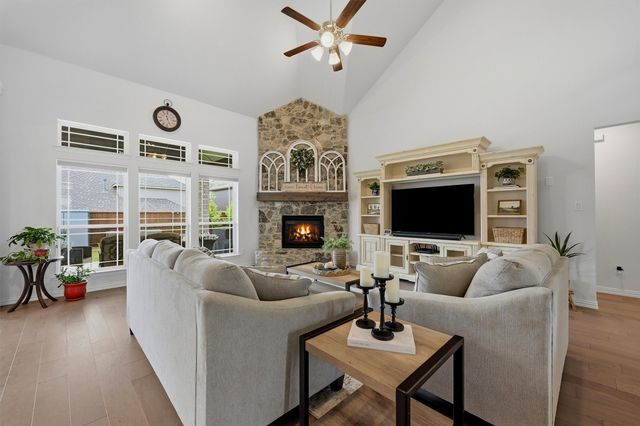 809 Violet Way, Celina, TX 75009