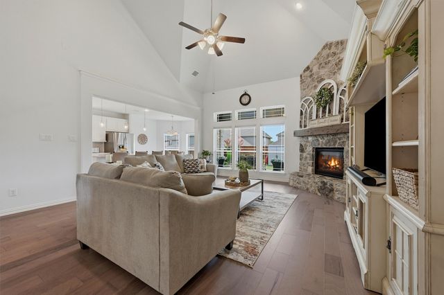809 Violet Way, Celina, TX 75009
