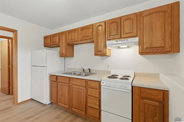 13656 LOST CAVE RD, Keystone, SD 57751