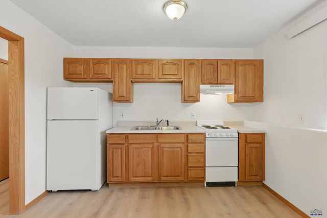 13656 LOST CAVE RD, Keystone, SD 57751