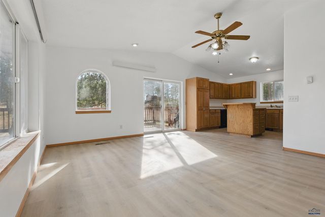 13656 LOST CAVE RD, Keystone, SD 57751