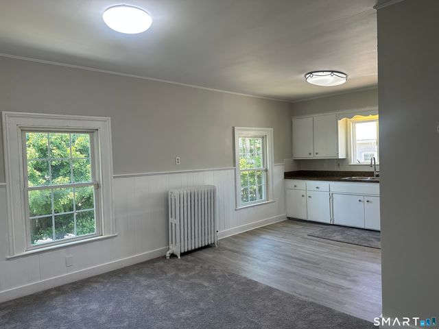 17 Broad Street 2nd Fl Rear, Middletown, CT 06457