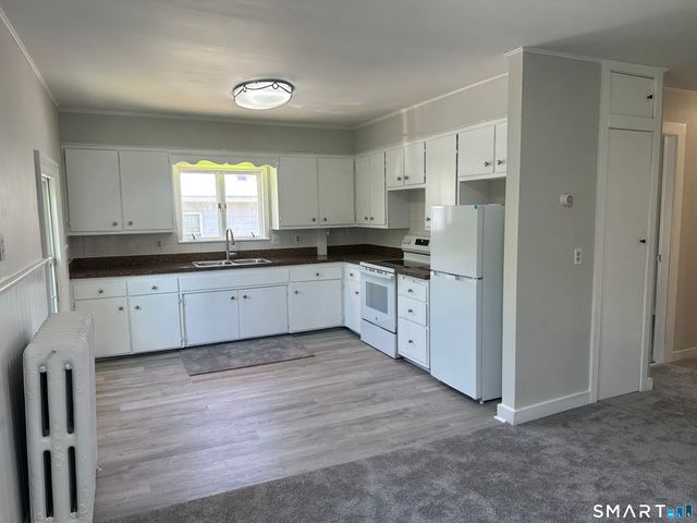 17 Broad Street 2nd Fl Rear, Middletown, CT 06457