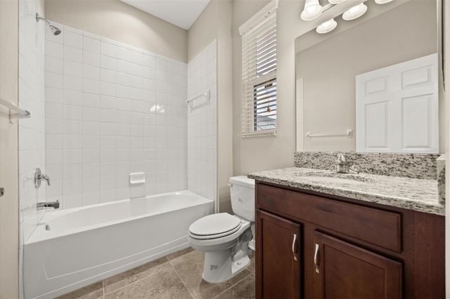 1831 VIA LAGO DRIVE, Lakeland, FL 33810