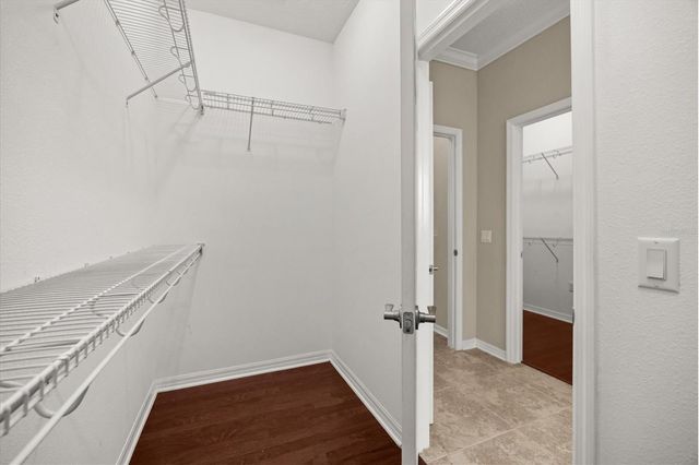 1831 VIA LAGO DRIVE, Lakeland, FL 33810