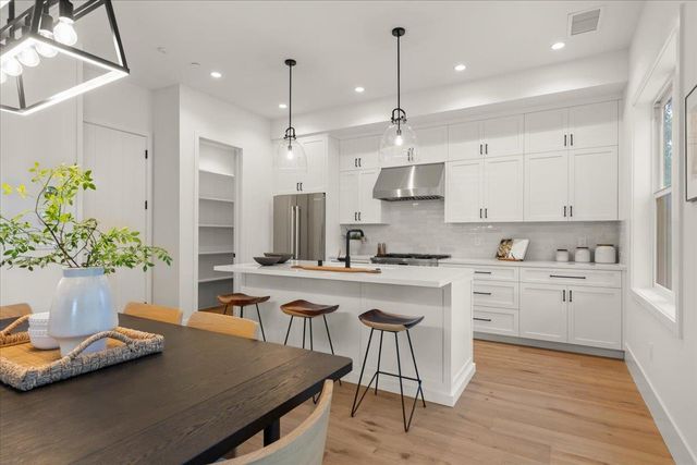 16011 Stephenie Lane, Los Gatos, CA 95032