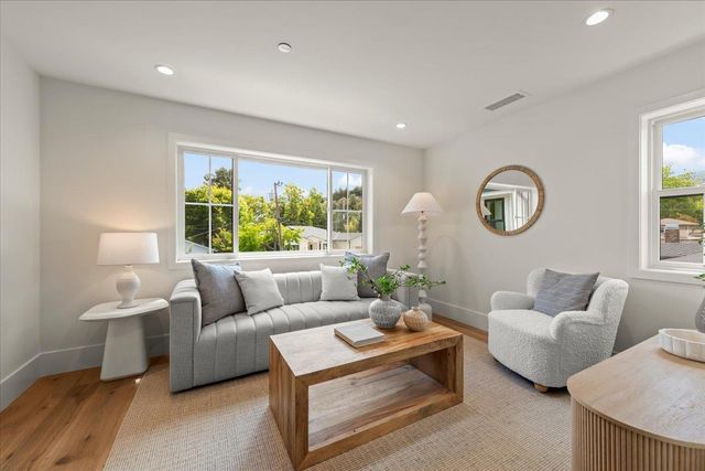 16011 Stephenie Lane, Los Gatos, CA 95032