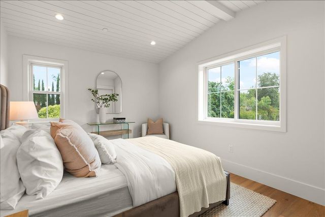 16011 Stephenie Lane, Los Gatos, CA 95032