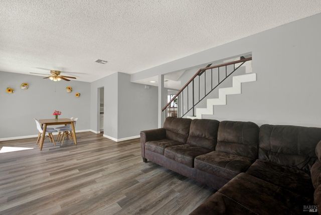 925 Brandon Way, Fairfield, CA 94533