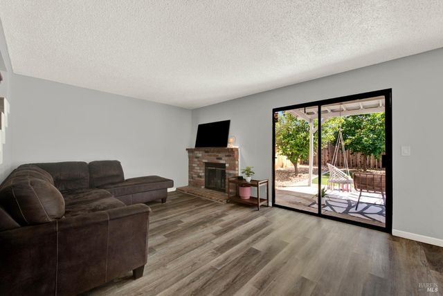 925 Brandon Way, Fairfield, CA 94533