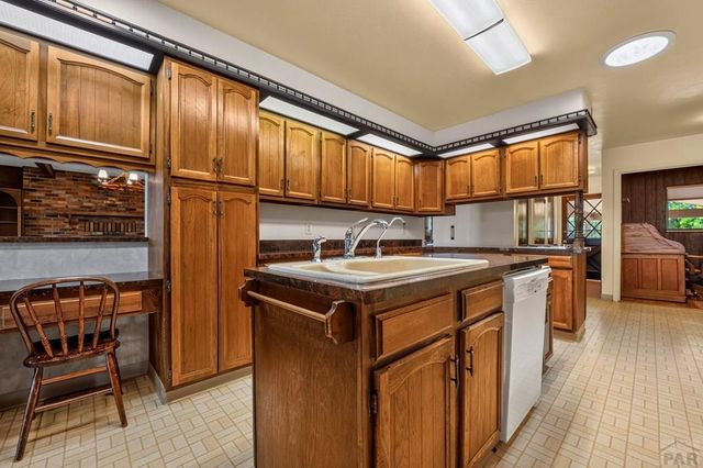 39030 E US Hwy 50, Pueblo, CO 81006