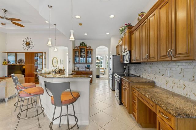 185 SAVONA WAY, Nokomis, FL 34275