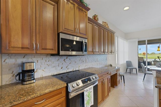 185 SAVONA WAY, Nokomis, FL 34275