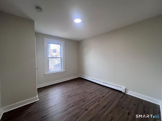 44 Laurel Court, Bridgeport, CT 06605