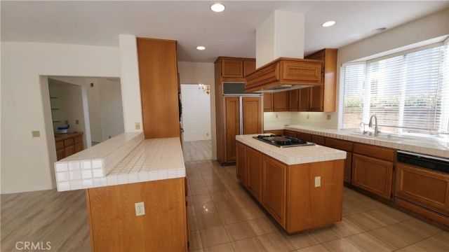 2162 Ventia, Tustin, CA 92782