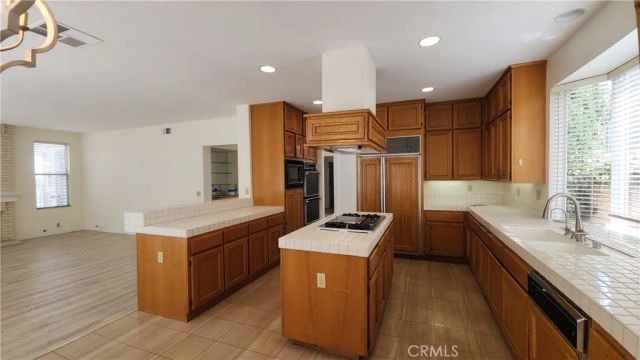 2162 Ventia, Tustin, CA 92782