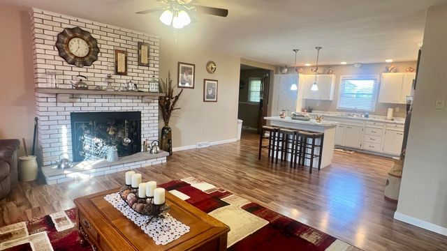 372 Southland Drive, London, KY 40744