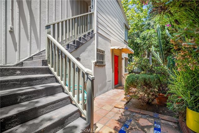 2511 W 5th, Los Angeles, CA 90057