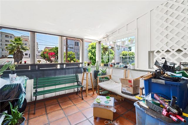 2511 W 5th, Los Angeles, CA 90057