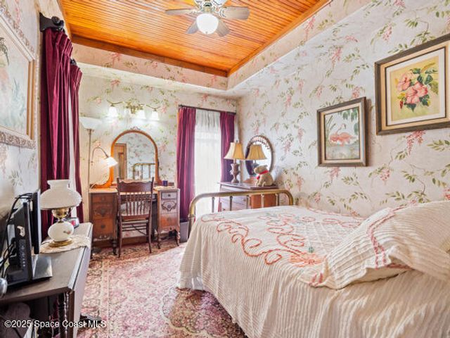 608 Indiana Avenue, St. Cloud, FL 34769