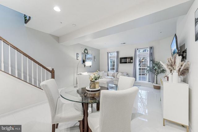 6908 KONA DR, Gainesville, VA 20155