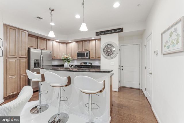 6908 KONA DR, Gainesville, VA 20155