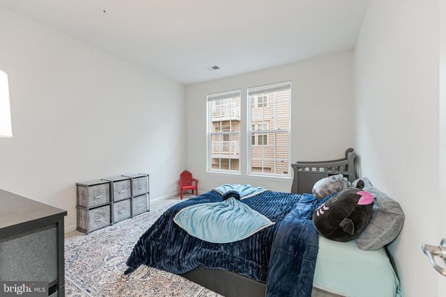 6908 KONA DR, Gainesville, VA 20155