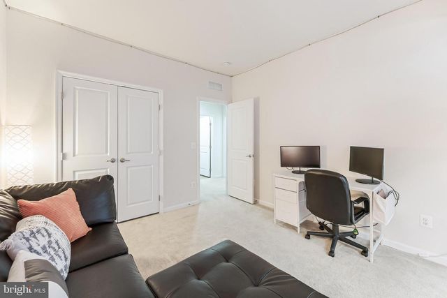 6908 KONA DR, Gainesville, VA 20155