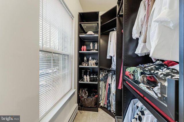 6908 KONA DR, Gainesville, VA 20155