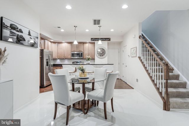 6908 KONA DR, Gainesville, VA 20155