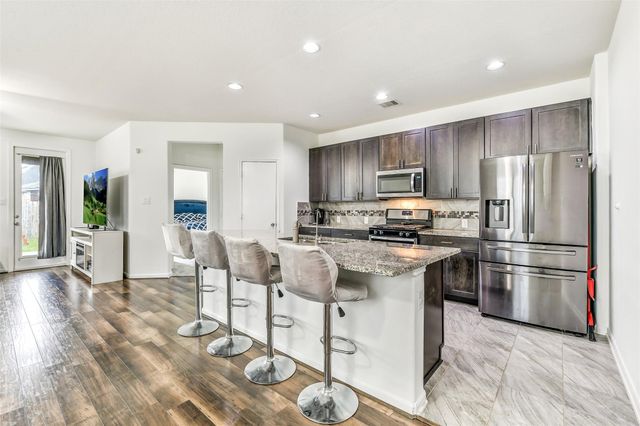 1611 Cintola Lane, League City, TX 77573