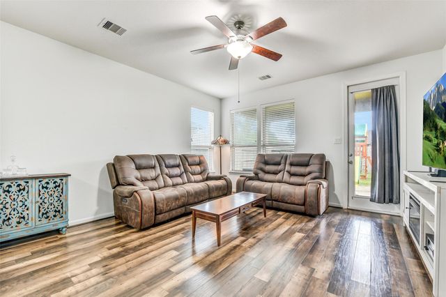 1611 Cintola Lane, League City, TX 77573