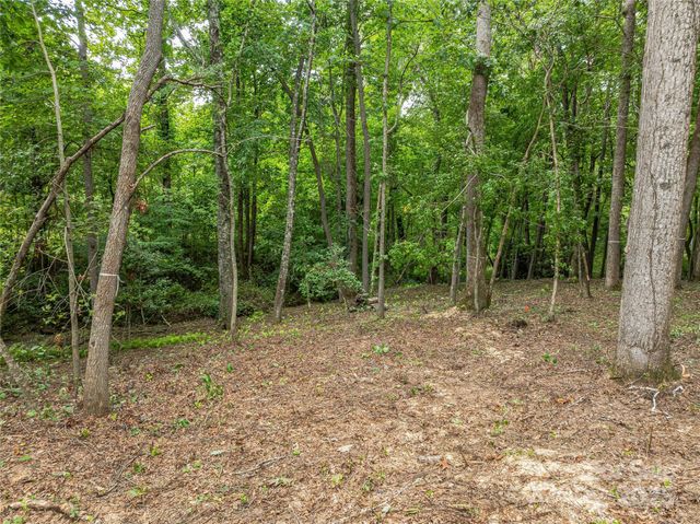 644 Walnut Valley Parkway, Arden, NC 28704