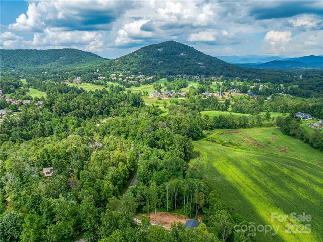 644 Walnut Valley Parkway, Arden, NC 28704