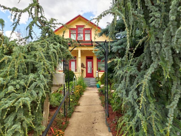 184 N 400 E, Pleasant Grove, UT 84062