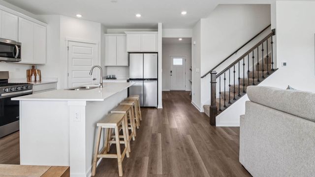 1870 keating Drive, Aurora, IL 60503