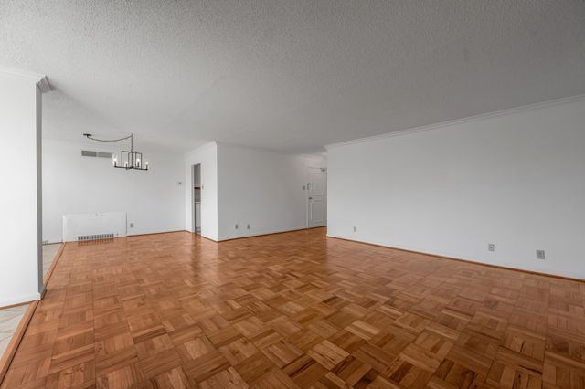 101 S Hanover Avenue 5M, Lexington, KY 40502