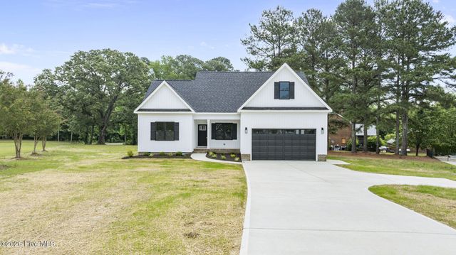 113 Twin Oaks Place, Goldsboro, NC 27530
