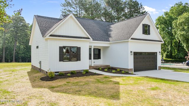 113 Twin Oaks Place, Goldsboro, NC 27530