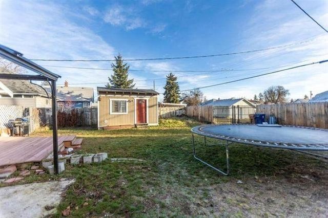 1030 E Sanson Ave, Spokane, WA 99207